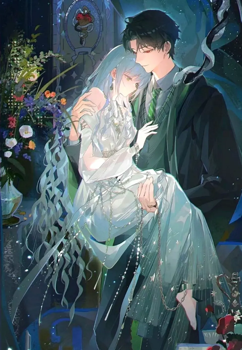 花园中的黑绿与白色伴侣