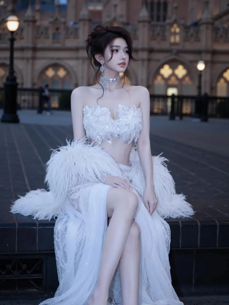 欧式夜景下的白色羽毛礼服写真
