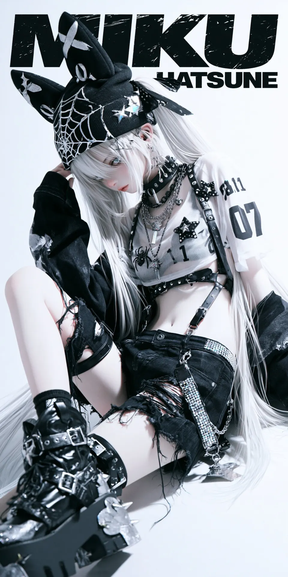 暗黑哥特风银发少女角色设计