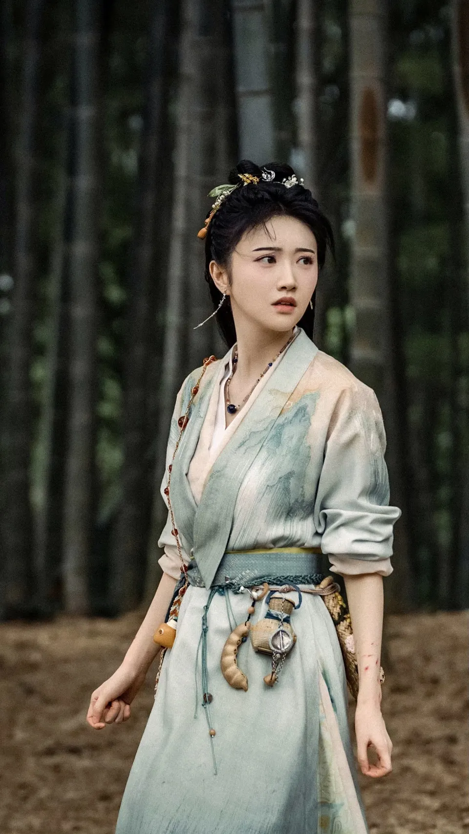 竹林古风侠女